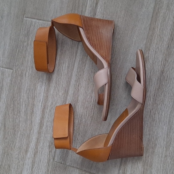 Chloe velcro ankle strap wedge sandals - Picture 1 of 16